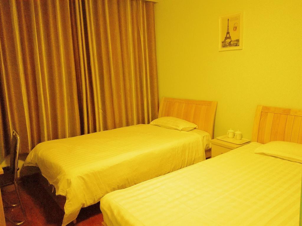 798 International Youth Hostel Jinan Eksteriør billede