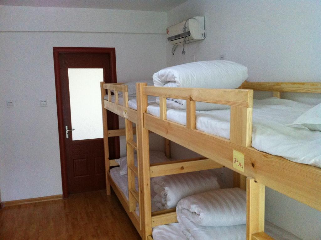 798 International Youth Hostel Jinan Værelse billede